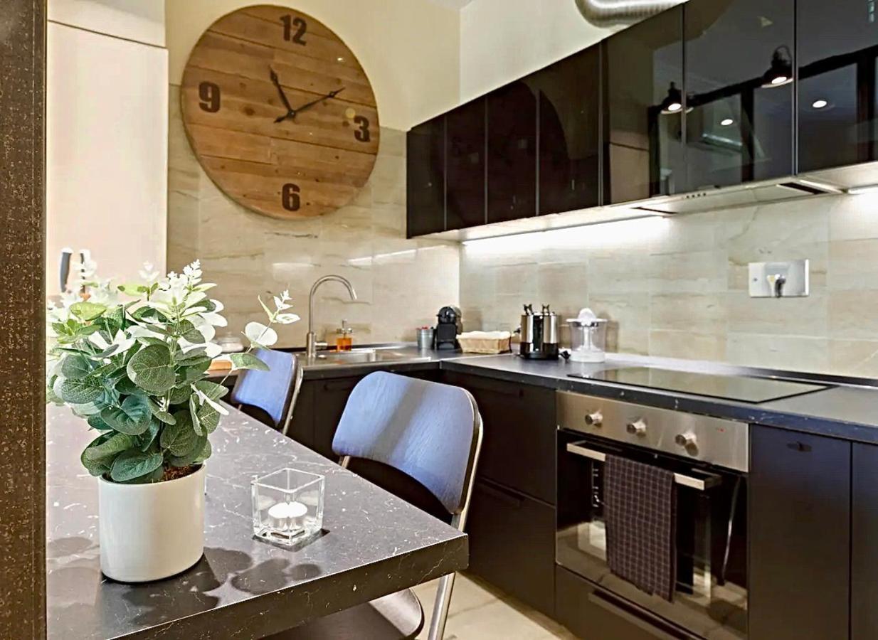 Sweethome Crispi Рим Екстериор снимка